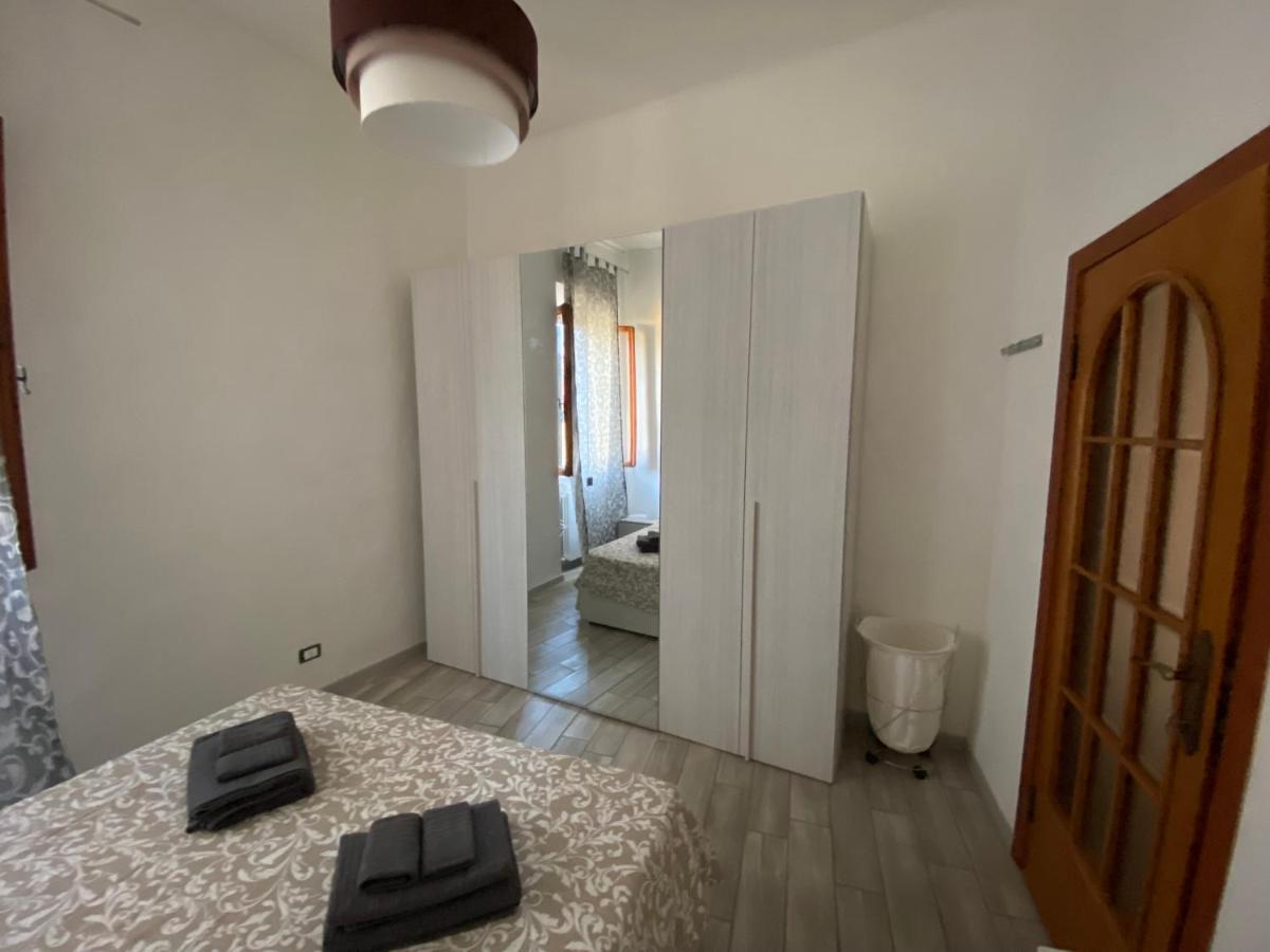 Ferienwohnung Casamieli, Nuovo, Vicino Al Porto Al Mare E Al Centro Livorno Exterior foto