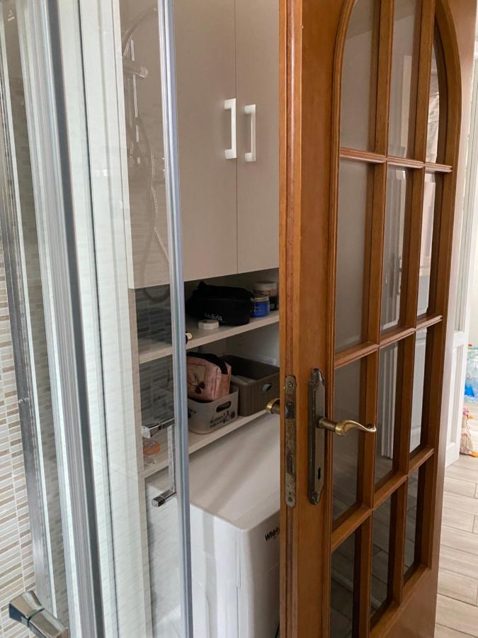 Ferienwohnung Casamieli, Nuovo, Vicino Al Porto Al Mare E Al Centro Livorno Exterior foto