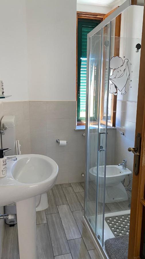 Ferienwohnung Casamieli, Nuovo, Vicino Al Porto Al Mare E Al Centro Livorno Exterior foto