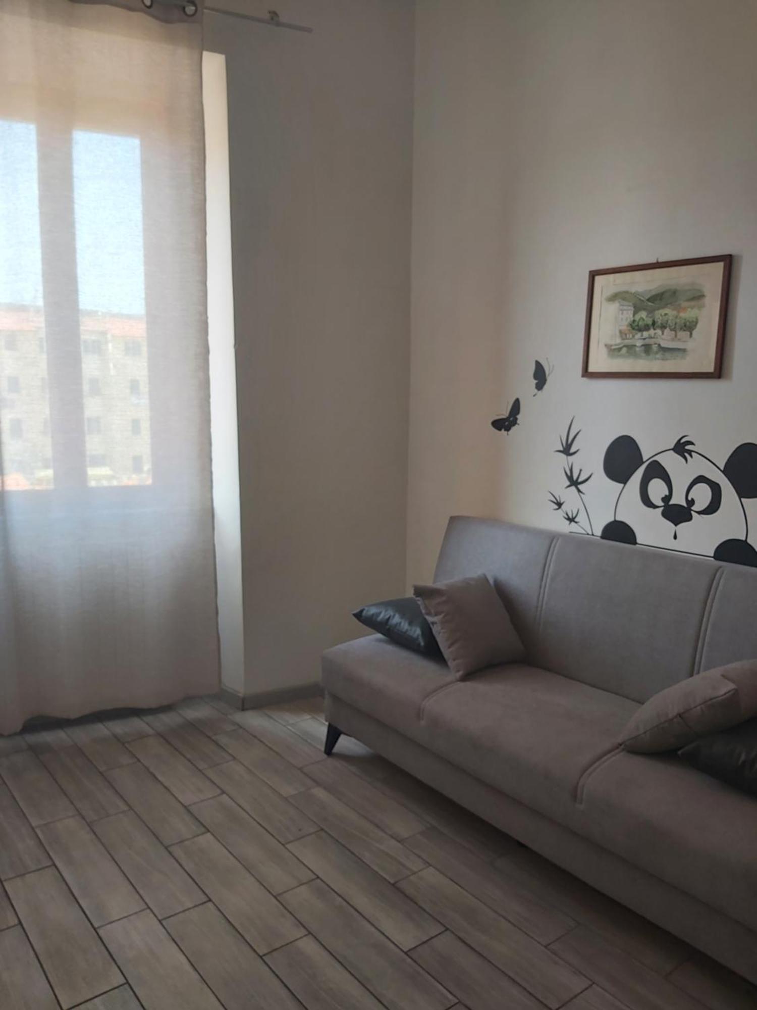 Ferienwohnung Casamieli, Nuovo, Vicino Al Porto Al Mare E Al Centro Livorno Exterior foto